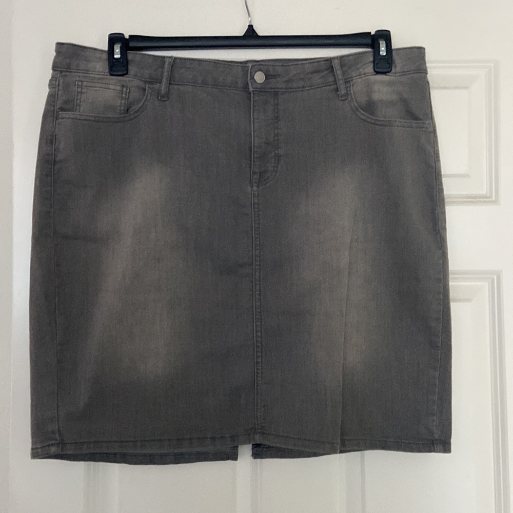 GAP denim skirt